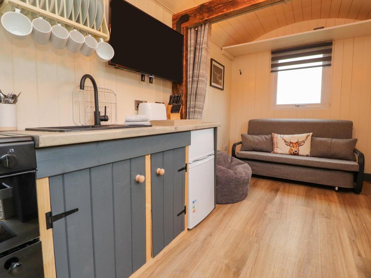 Hillcrest Shepherds Hut Preston  Eksteriør billede